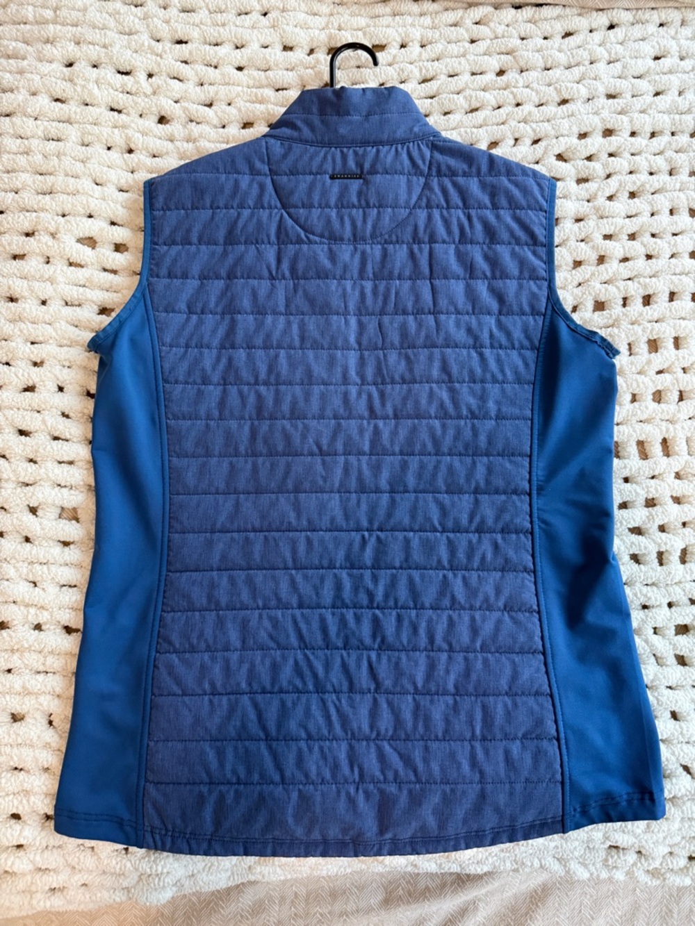 Blue Men’s Quilted Vest - Lightweight Layering - Picture 3 of 4